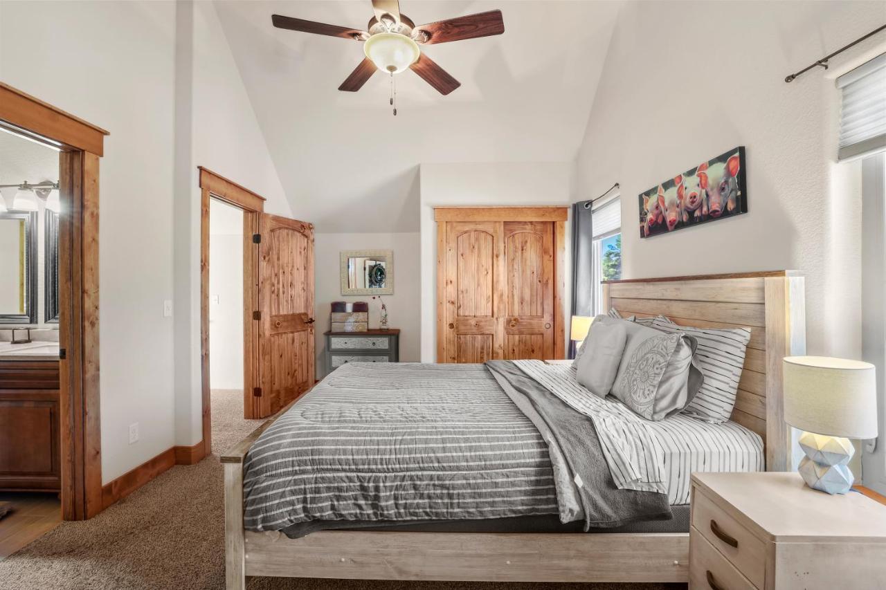 Black Bear Cabin With Hot Tub Woodland Park Exterior foto